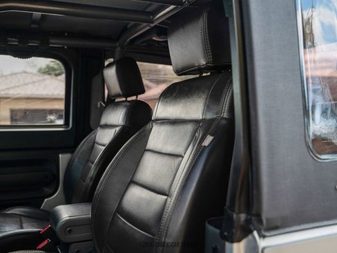 Used 2008 Jeep Wrangler Rubicon w/ Dual Top Group image 35