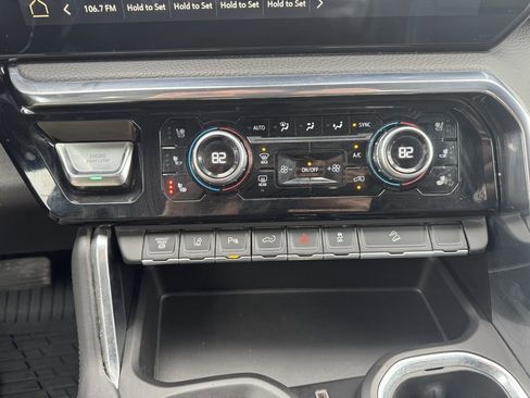 Used 2024 GMC Sierra 2500 Denali w/ Denali Reserve Package image 12