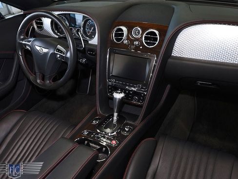 Used 2016 Bentley Continental GT image 19