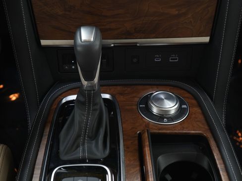 Used 2024 Nissan Armada SL w/ Cargo Package AWD/4WD image 20