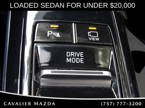 Used 2021 Hyundai Sonata Limited w/ Preferred Accessory Package FWD image 53