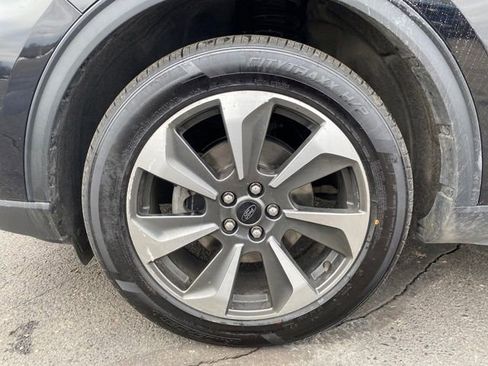 Used 2023 Ford Escape Platinum AWD/4WD image 22