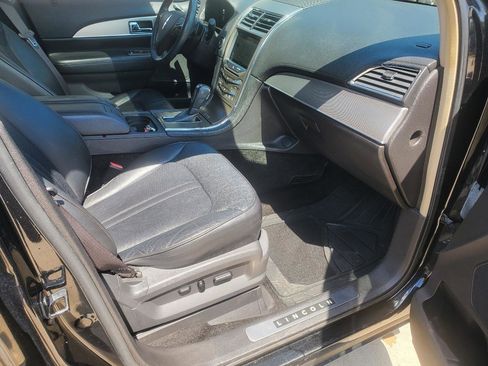 Used 2013 Lincoln MKX AWD image 5