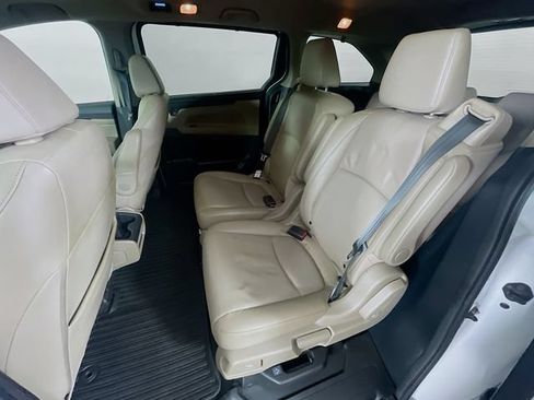 Used 2022 Honda Odyssey EX-L image 25