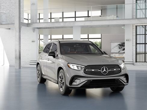 New 2025 Mercedes-Benz GLC 300 4MATIC image 4