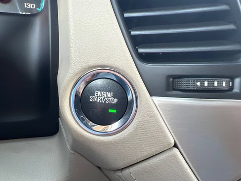 Used 2017 GMC Yukon XL Denali w/ Open Road Package AWD/4WD image 27
