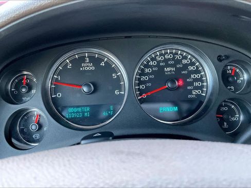 Used 2011 Chevrolet Tahoe LTZ image 25