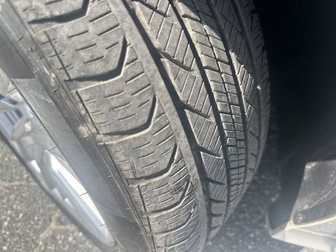 Used 2024 BMW 330i Sedan w/ Convenience Package image 34