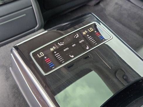 Certified 2022 Audi A8 L 3.0T image 39