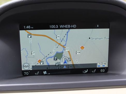 Used 2016 Volvo XC70 T5 Premier w/ Proximity Package AWD/4WD image 30