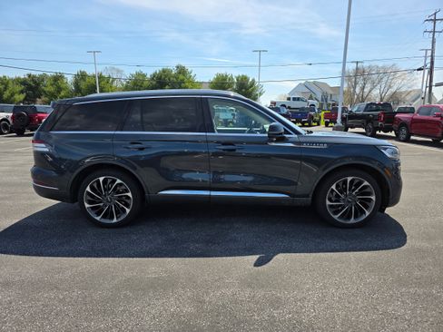 Used 2021 Lincoln Aviator Reserve w/ Equipment Group 201A AWD/4WD image 6