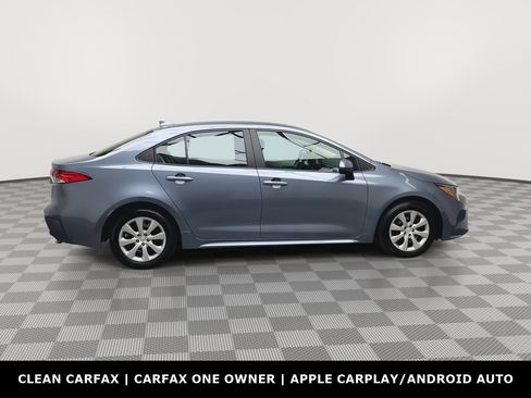 Used 2025 Toyota Corolla LE FWD image 31