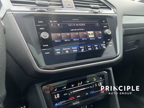 Used 2024 Volkswagen Tiguan SE R-Line FWD image 23