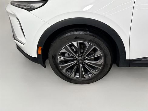Used 2025 Buick Envision Preferred image 23