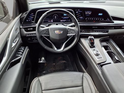 Used 2024 Cadillac Escalade Sport w/ LPO, ONYX Package AWD/4WD image 4