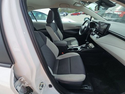 Used 2024 Toyota Corolla LE FWD image 14