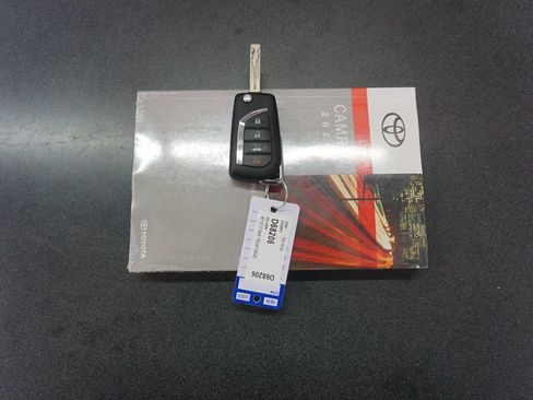 Used 2024 Toyota Camry LE FWD image 18
