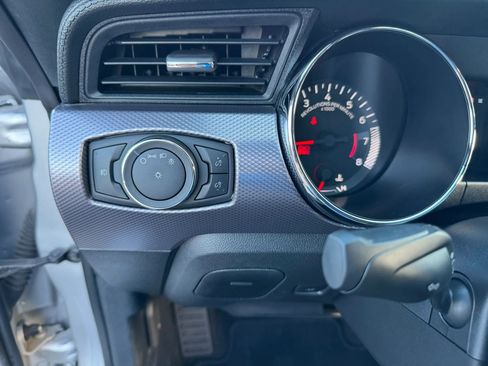 Used 2015 Ford Mustang GT RWD image 27