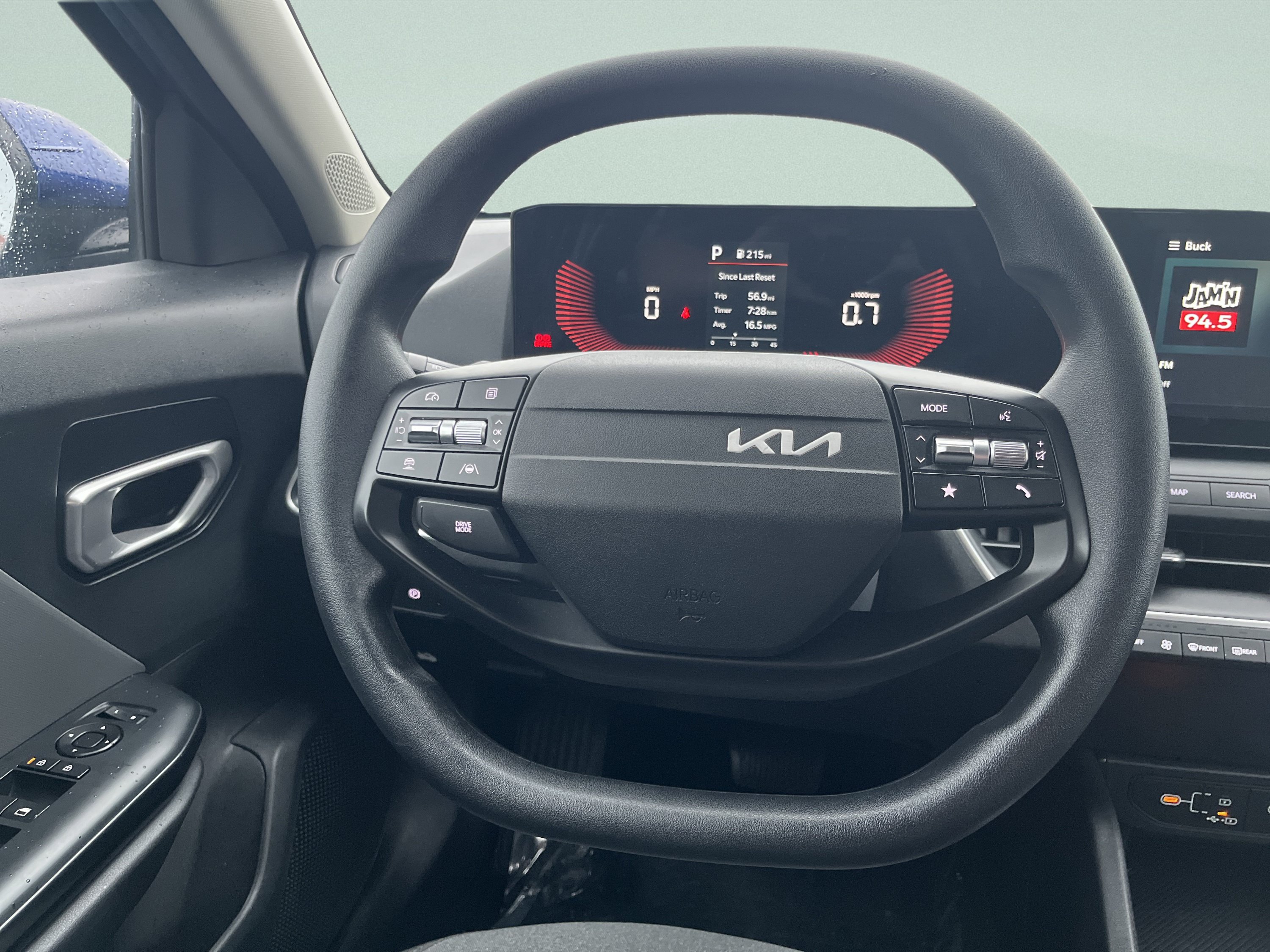 Used 2025 Kia K4 FWD image 25