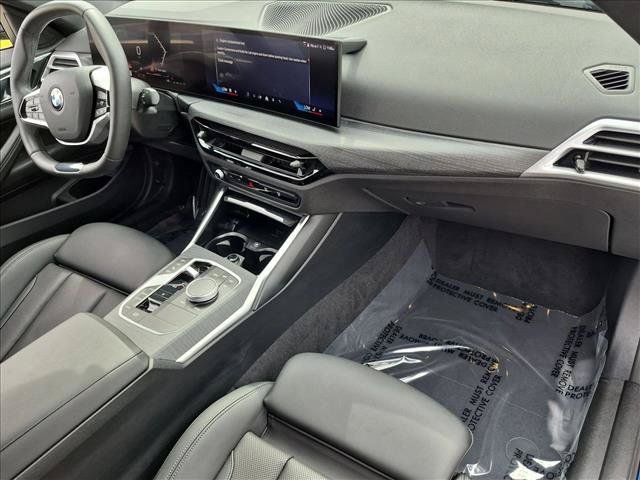 Used 2025 BMW 430i Coupe w/ Convenience Package RWD image 23
