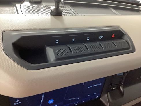 Used 2022 Ford Bronco Wildtrak image 29