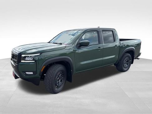 New 2026 Nissan Frontier Pro-X w/ Tow Package RWD image 3