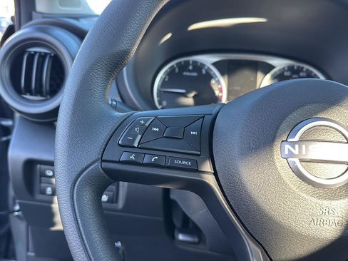 New 2025 Nissan Kicks Play S image 18