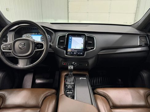 Used 2021 Volvo XC90 T6 Inscription AWD/4WD image 13