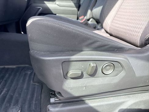 Used 2024 Chevrolet Silverado 1500 LT AWD/4WD image 12
