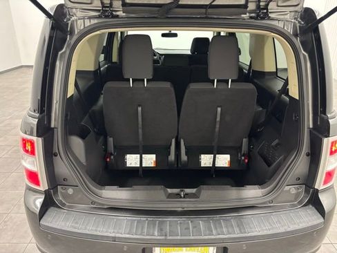 Used 2019 Ford Flex SE FWD image 5