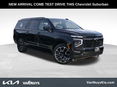 Used 2025 Chevrolet Suburban RST