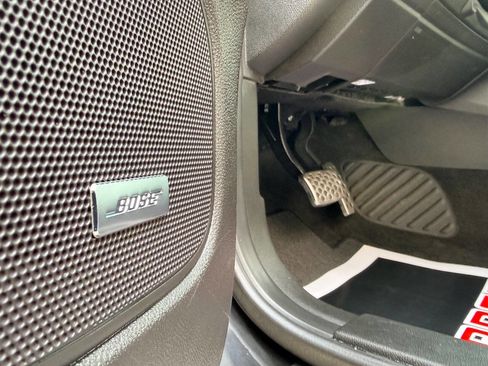 Used 2014 Chevrolet SS image 16