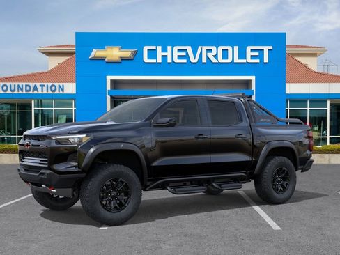 New 2026 Chevrolet Colorado ZR2 w/ Midnight Edition AWD/4WD image 2