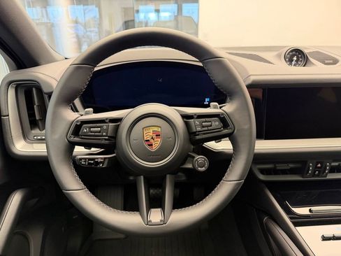 New 2026 Porsche Cayenne Coupe AWD/4WD image 11