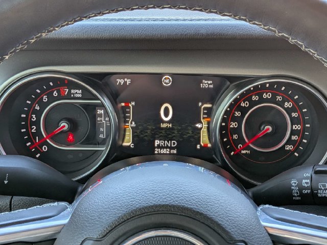 Used 2021 Jeep Wrangler Unlimited Rubicon AWD/4WD image 37