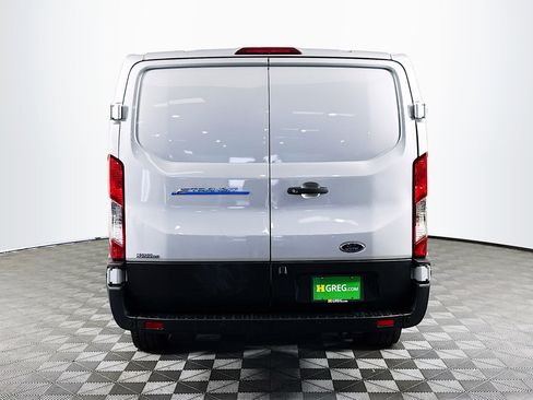 Used 2023 Ford E-Transit Low Roof image 8