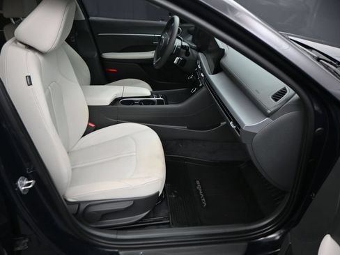 Used 2024 Hyundai Sonata SEL FWD image 15