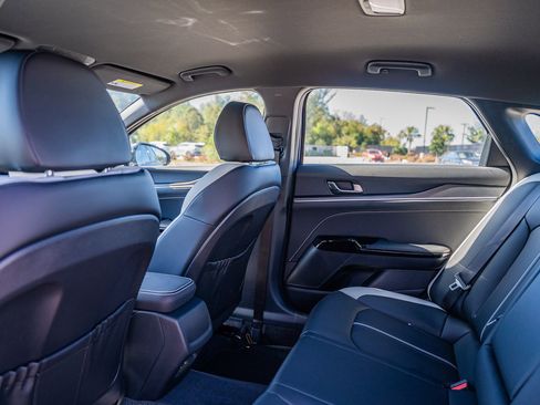 New 2026 Kia K5 GT-Line image 12