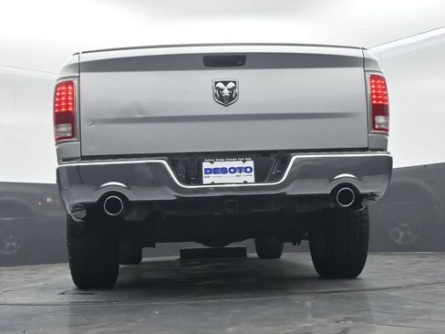 Used 2018 RAM 1500 Laramie RWD image 49