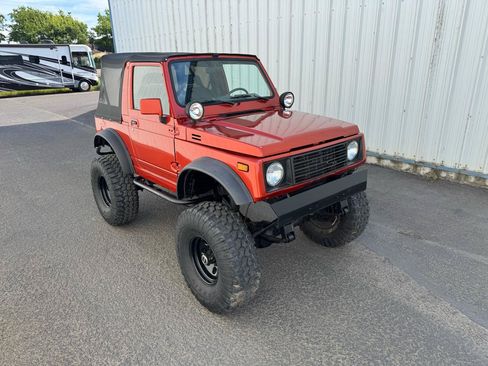 Used 1988 Suzuki Samurai 4WD Soft Top image 7