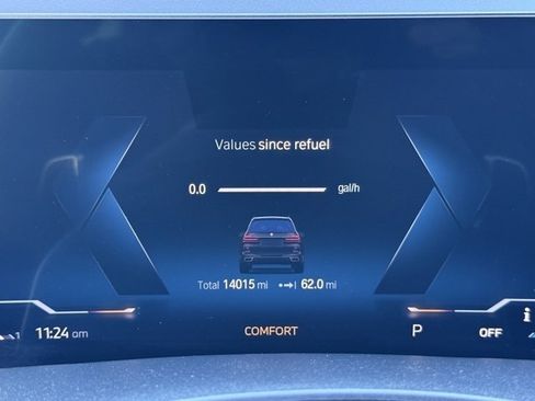 Certified 2023 BMW X7 xDrive40i w/ Executive Package image 26