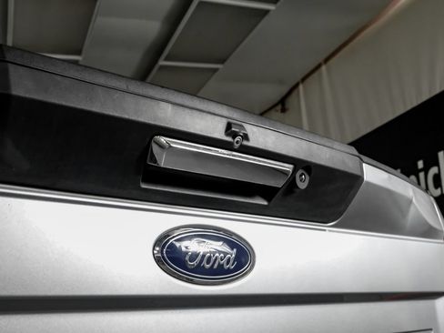 Used 2022 Ford F350 Lariat w/ Lariat Value Package AWD/4WD image 46