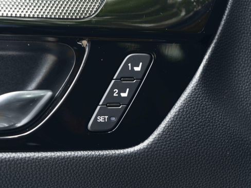 Used 2025 Honda CR-V EX-L image 39