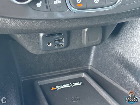 Certified 2021 Chevrolet Traverse Premier w/ LPO, Cargo Package FWD image 23