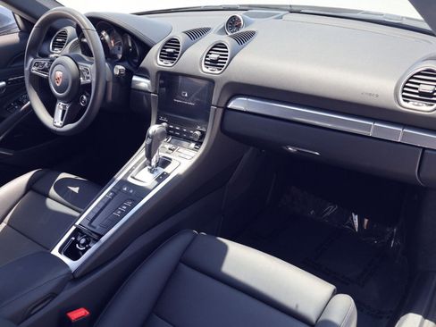 Certified 2025 Porsche 718 Cayman S RWD image 23