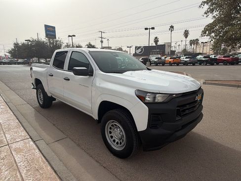 Used 2024 Chevrolet Colorado W/T image 6