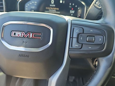 Used 2023 GMC Sierra 1500 Elevation image 17