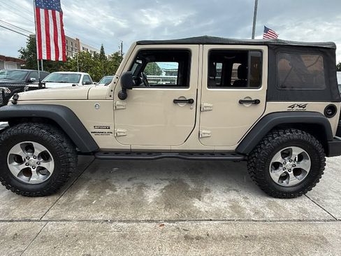 Used 2016 Jeep Wrangler Unlimited Sport w/ Quick Order Package 24S AWD/4WD image 11