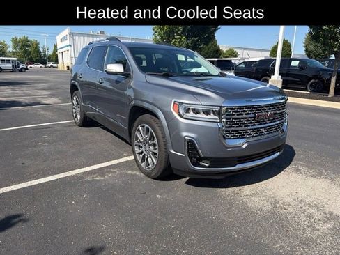 Used 2021 GMC Acadia Denali w/ Denali Ultimate Package AWD/4WD image 3