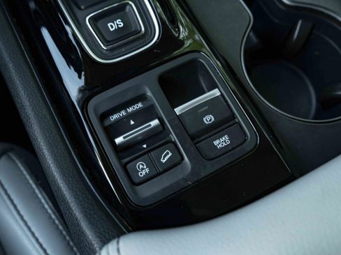 Used 2023 Honda Pilot EX-L image 29
